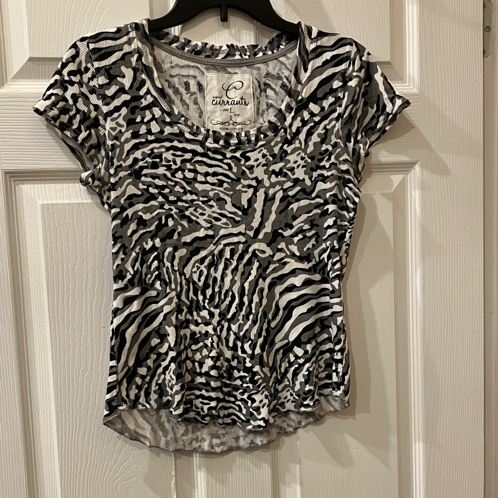 Black & White Zebra Print Short Sleeve Top